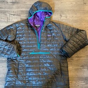 Men’s Patagonia 1/2 zip hooded pullover jacket